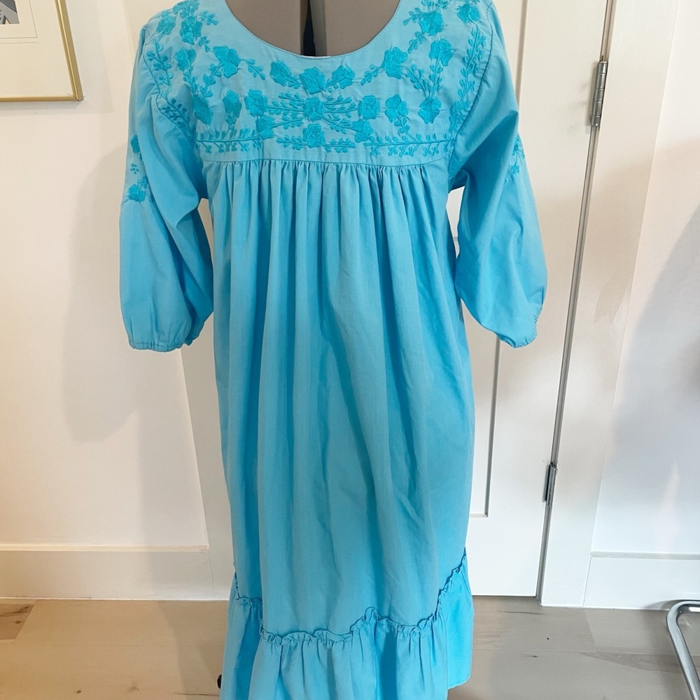 Vintage 70's 80's Mexican hippie boho  embroidered casual dress